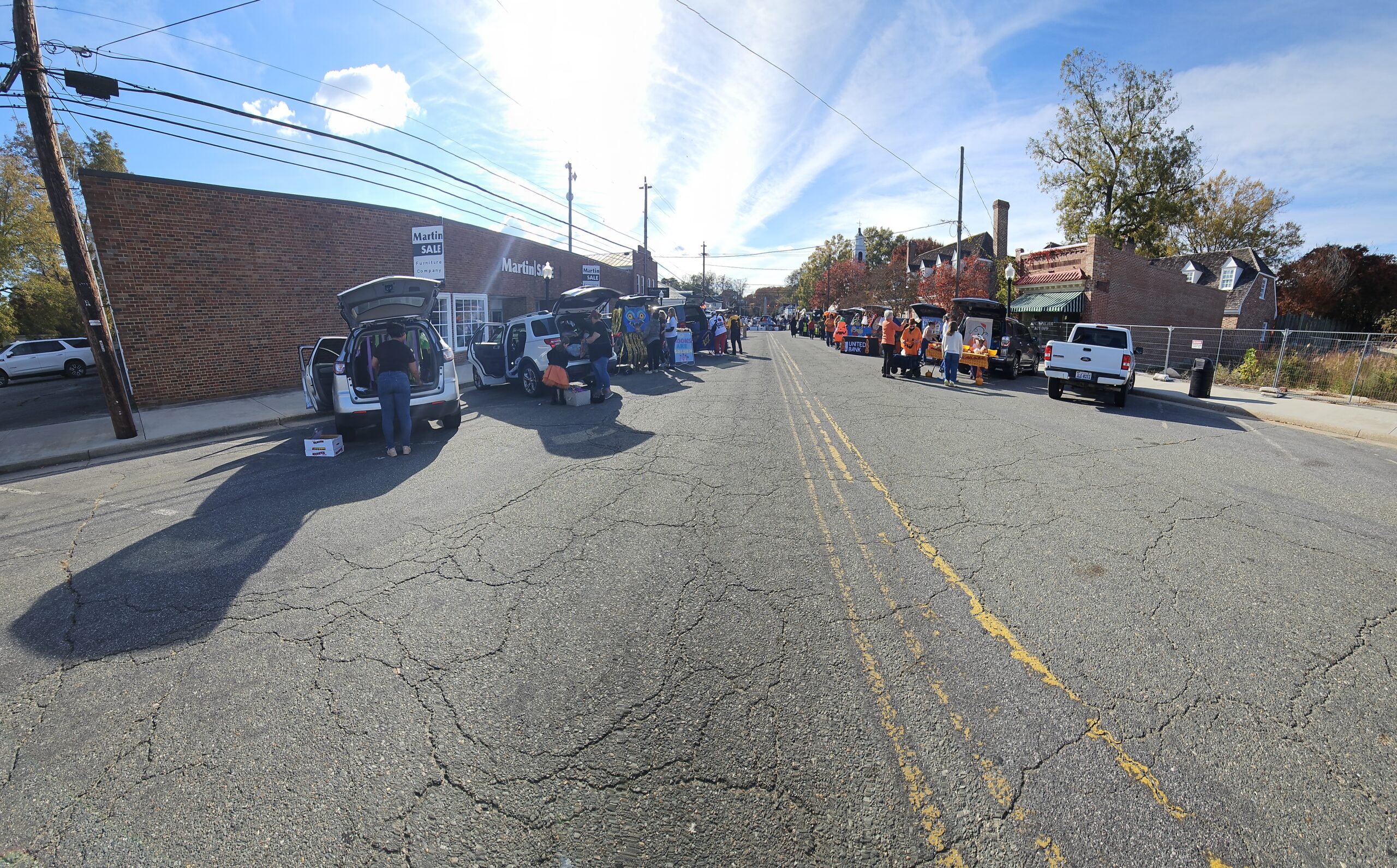 trunk or treat cars