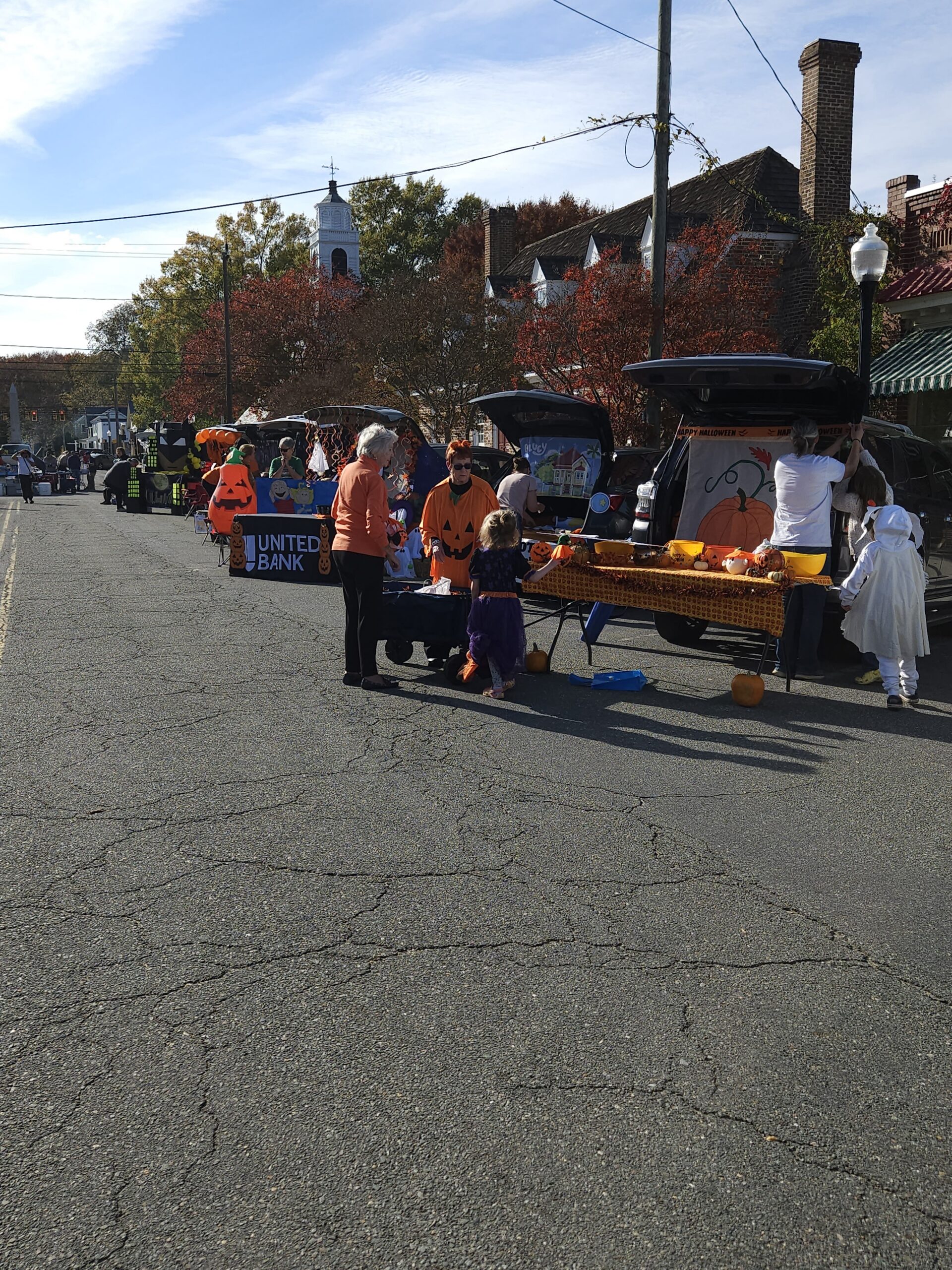 trunk or treat cars